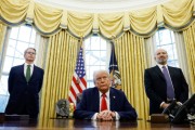 星尘算命美国国会预算办公室称共和党税收法案将使财政赤字增加2.4万亿美元
